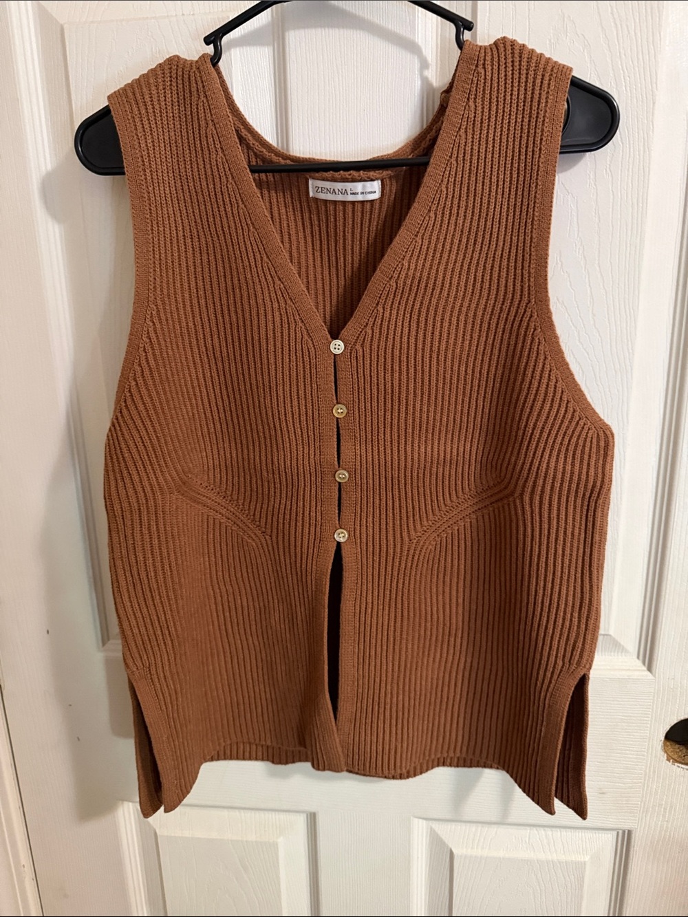 Zenana Outfitters Ribbed Button-Front Sleeveless Vest - Chestnut Brown